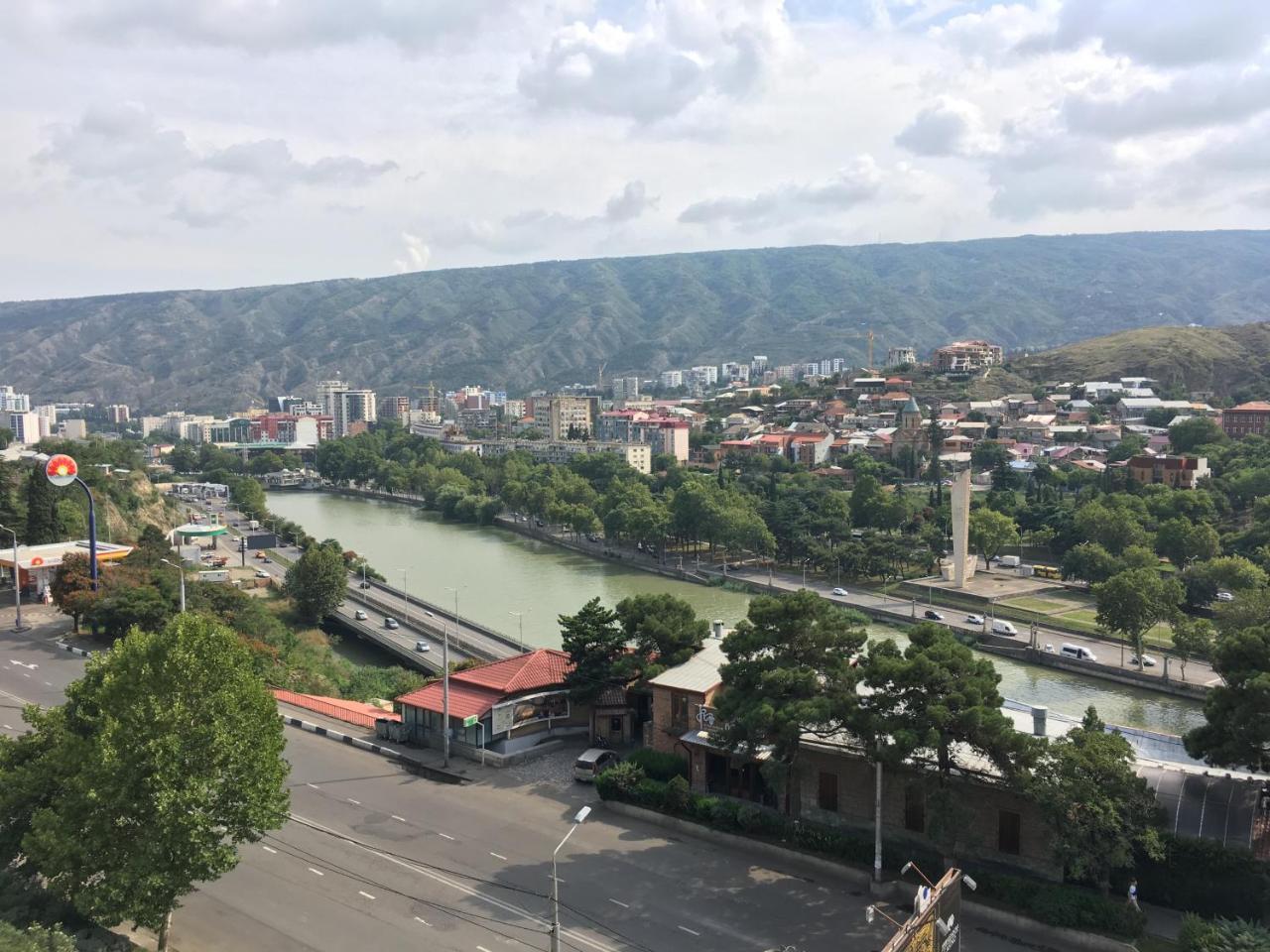 Avlabari Terrace Rooms Tbilisi Exterior foto