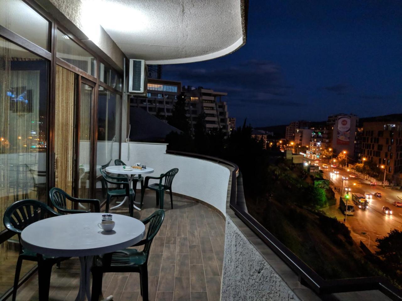 Avlabari Terrace Rooms Tbilisi Exterior foto